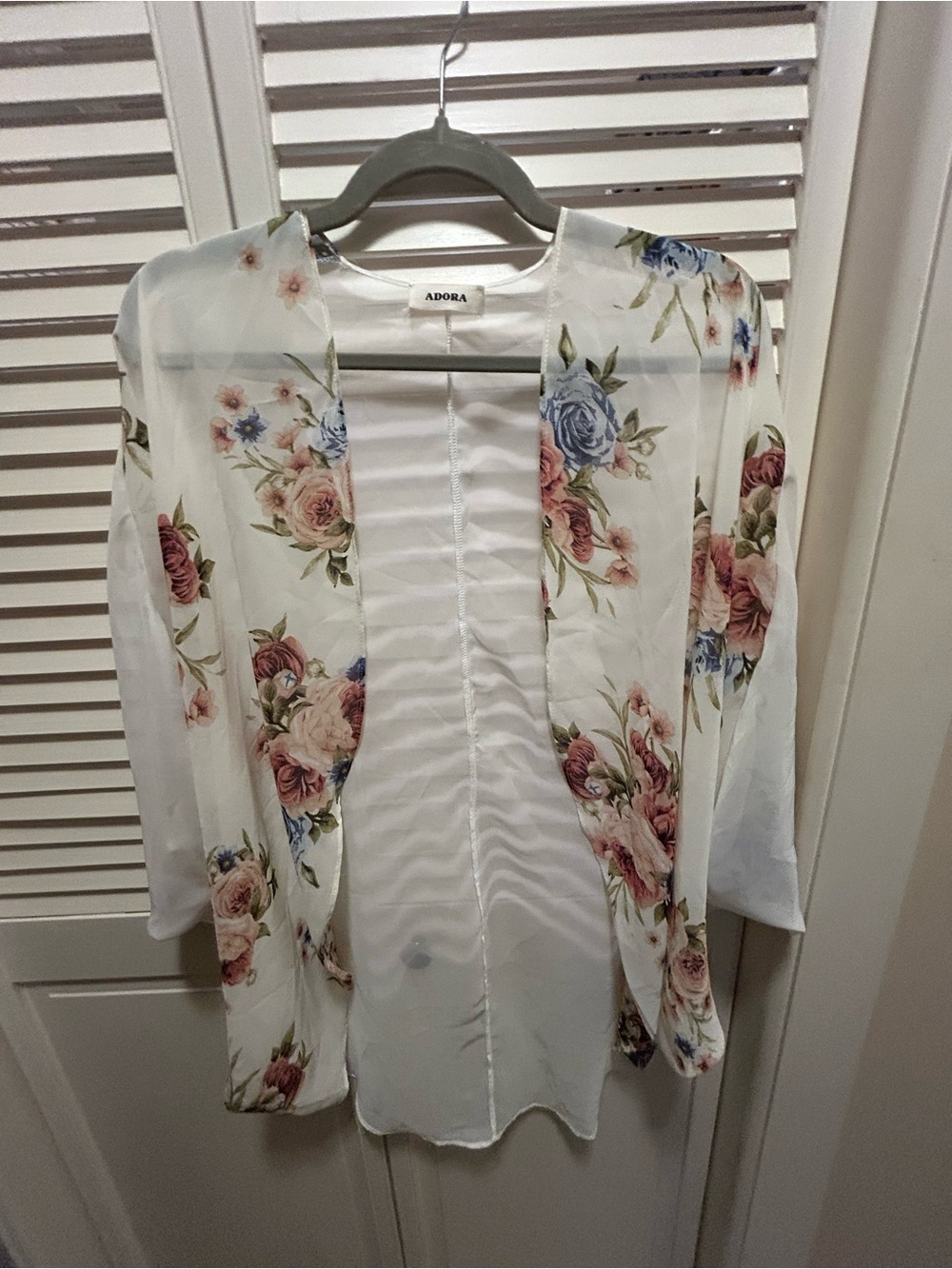 ADORA White Floral Open-Front Kimono Jacket with Pink and Blue Roses